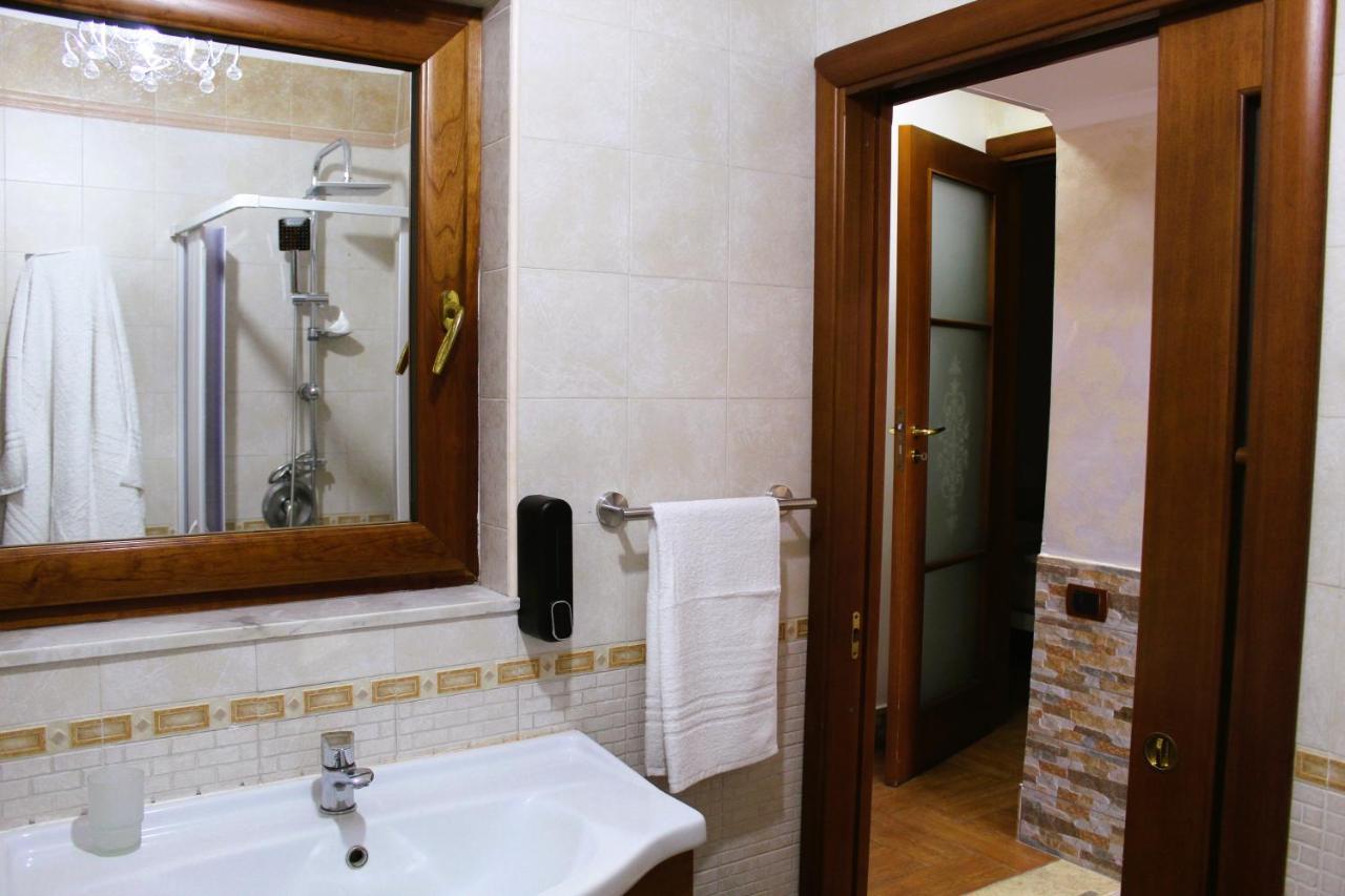 Pulcinella Home 2 Naples Luaran gambar