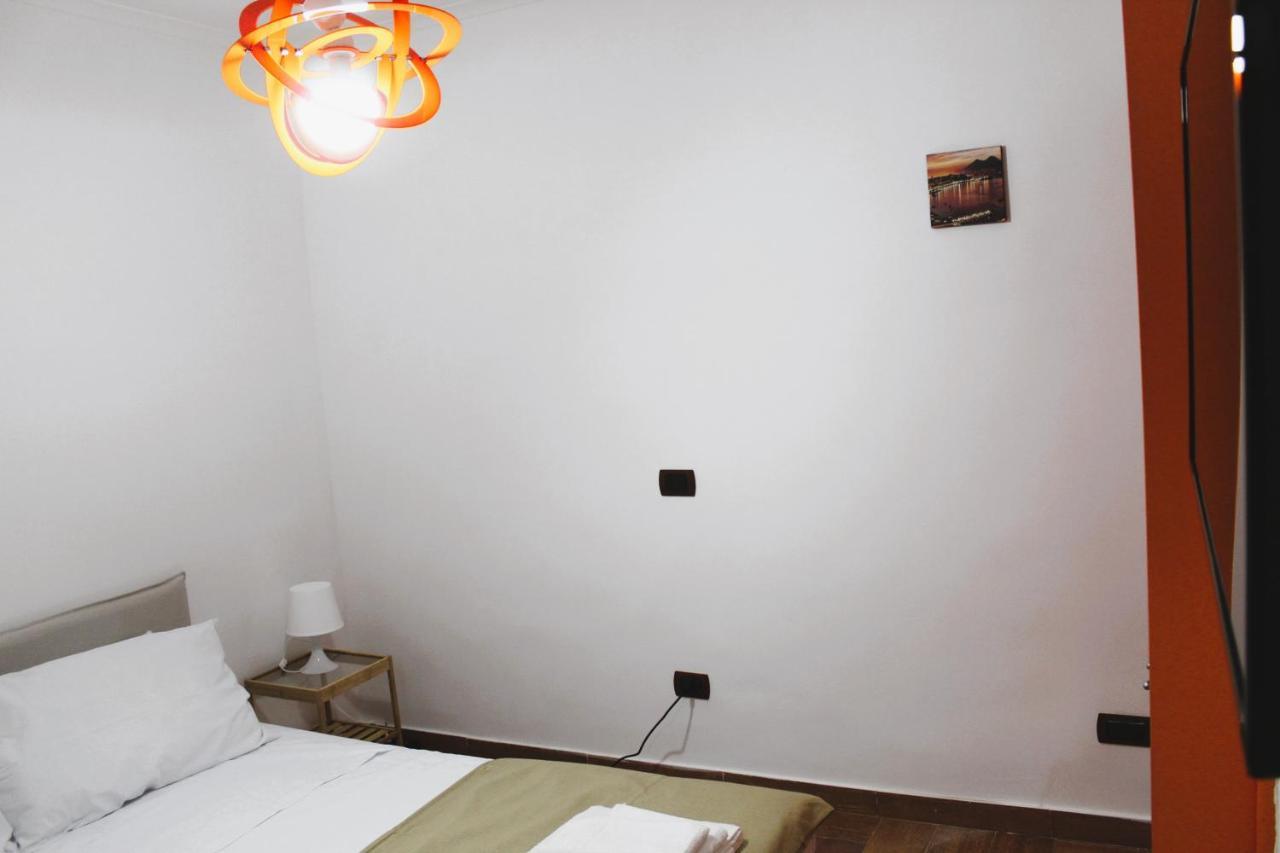 Pulcinella Home 2 Naples Luaran gambar